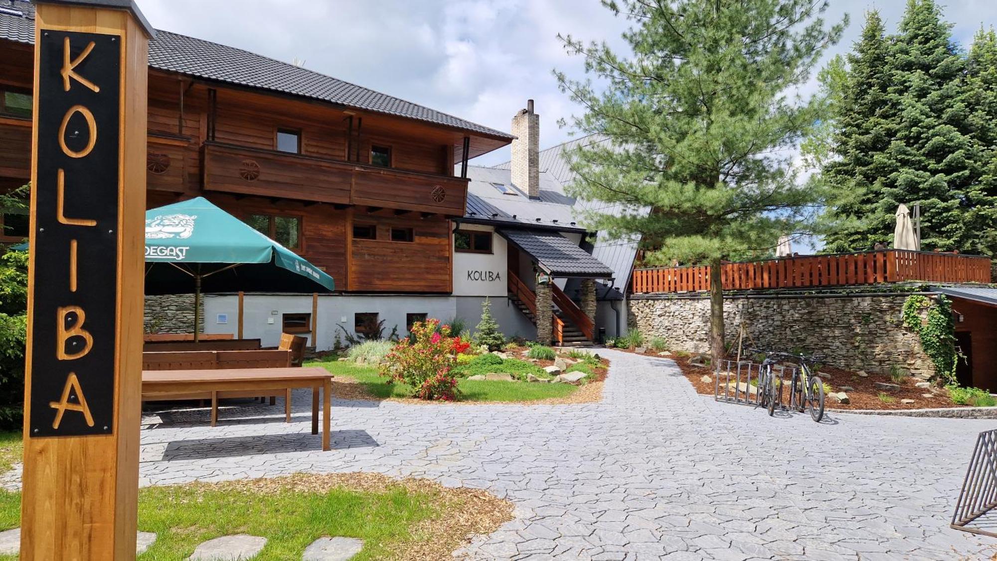 Wellness Pension Koliba Komorni Lhotka Экстерьер фото